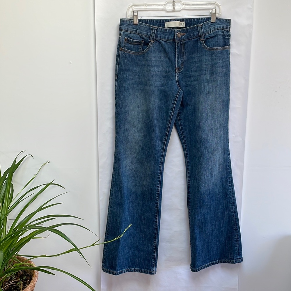 Boot Cut Joe Fresh Jeans with slight stretch.